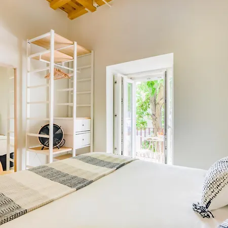 Graca Break With Balcony Lissabon